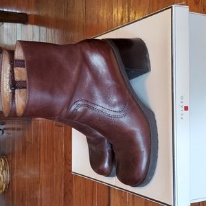 Pesaro Chunky Heel Brown Boots
